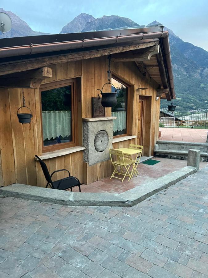 Profumo Di Legno Leilighet Aosta Eksteriør bilde